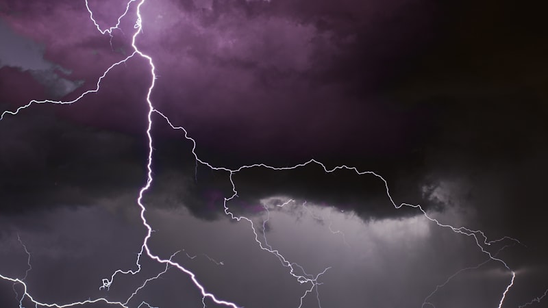 台风预警信号等级说明：蓝色到红色你都了解吗